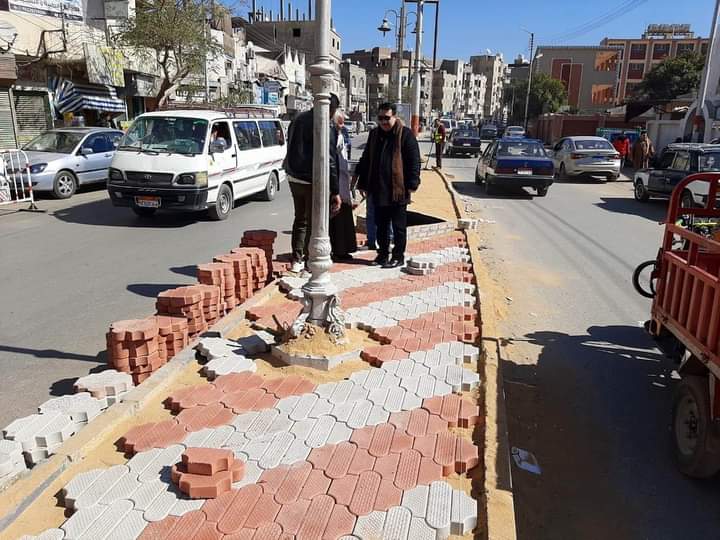 استمرار أعمال رفع كفاءة وتطوير شارع الجرجاوية الرئيسي بحي غرب سوهاج