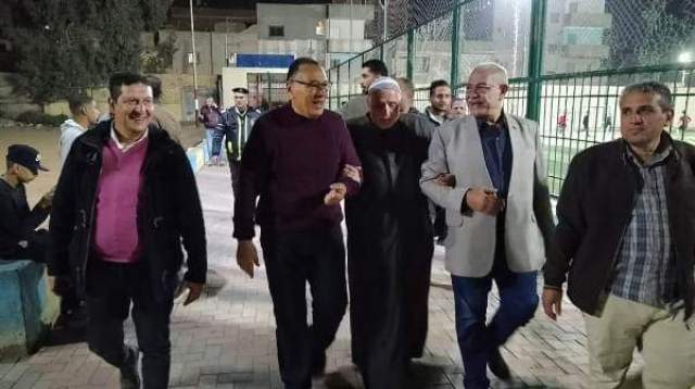 محافظ الشرقية يتفقد شوارع مدينة الزقازيق وقرية العصلوجى   