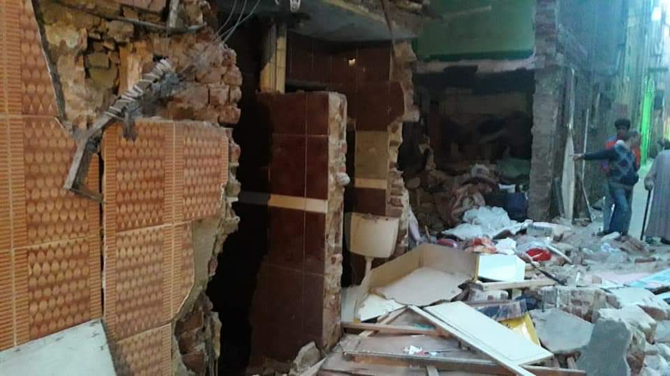 اخلاء 25 اسرة بسبب انفجار ماسورة غاز بعقار الزاوية الحمراء 