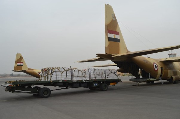 مصر تقدم مساعدات إنسانية للأشقاء في موزمبيق ومالاوي وزيمبابوي