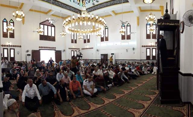 المحافظ يفتتح مسجد جديد مع حلول شهر رمضان