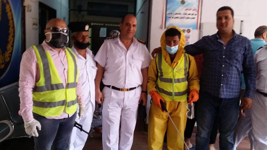 تنفيذ حملة لتطهير المنازل والمنشآت في العاشر من رمضان لمواجهة كورونا 