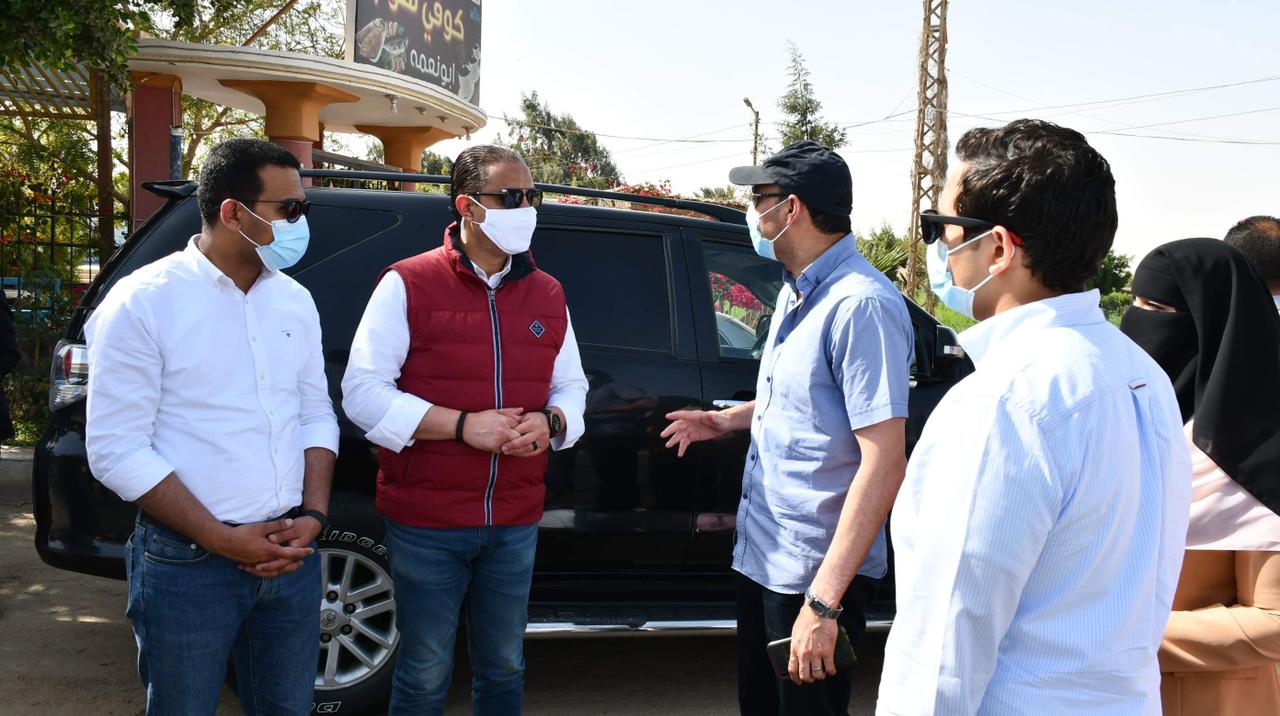 جولة ميدانية لمحافظ الفيوم لمتابعة التزام الأندية الرياضية والمنشآت السياحية بقرار الغلق 