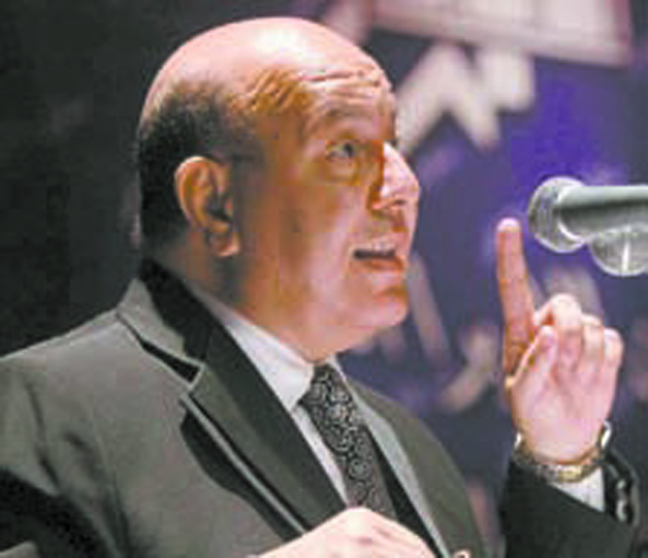 الشاعر الكبير الدكتور احمد تيمور