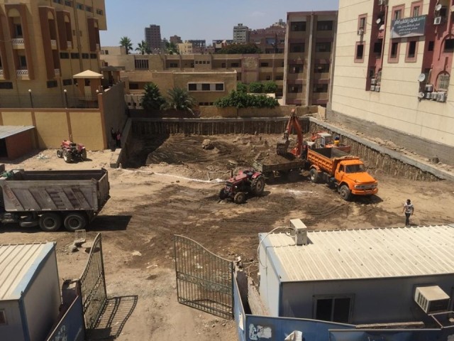 بعد 8 سنوات من احتراقه ..البدء فى انشاء مبنى مجلس مدينة الحوامدية.. صور
