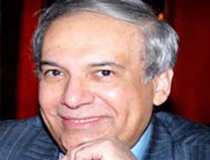 دكتور عمرو دوارة