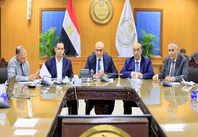 محمد عبداللطيف وزير التربية والتعليم