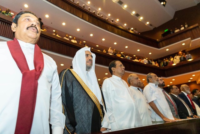 رابطة العالم الإسلامي تطلق من كولومبو قمة وئام الأديان