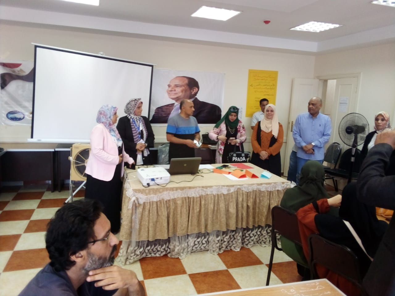 وكيل مديرية مطروح يتابع انطلاق مبادرة  اتعلم . اتحصن