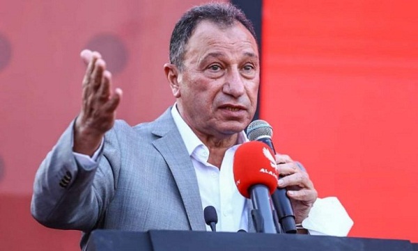 الكابتن محمود الخطيب