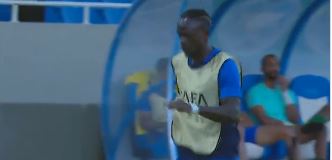 شاهد بالفيديو.. تحية الجماهير لساديو ماني بمباراة النصر والزمالك 