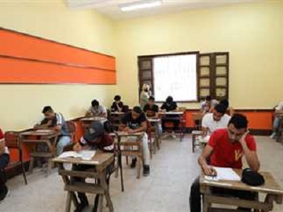 طلاب الثانوية العامة