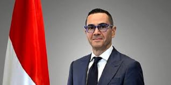 المهندس حسن الخطيب وزير الاستثمار