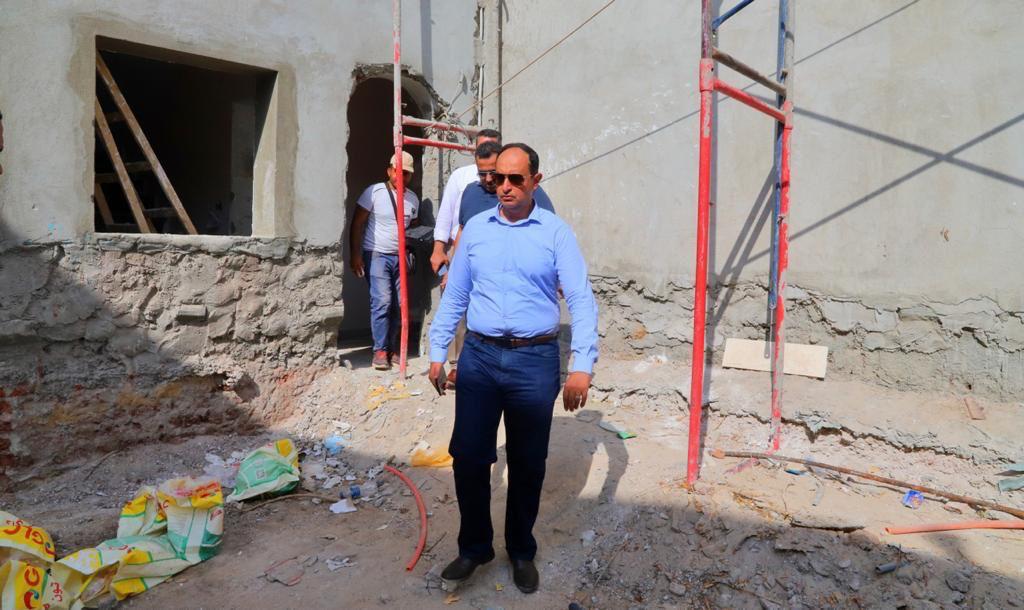 عمرو عثمان يتفقد أعمال انشاء أول مركز لعلاج وتأهيل مرضى الإدمان بقنا  