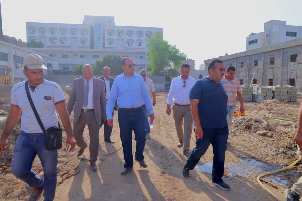 عمرو عثمان يتفقد أعمال انشاء أول مركز لعلاج وتأهيل مرضى الإدمان بقنا  