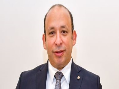 الدكتور محمد سامي عبد الصادق رئيس جامعة القاهرة