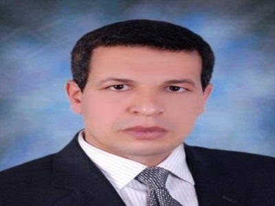 الدكتور محفوظ عبد الستار وكيل فرع جامعة جنوب الوادى بالغردقة