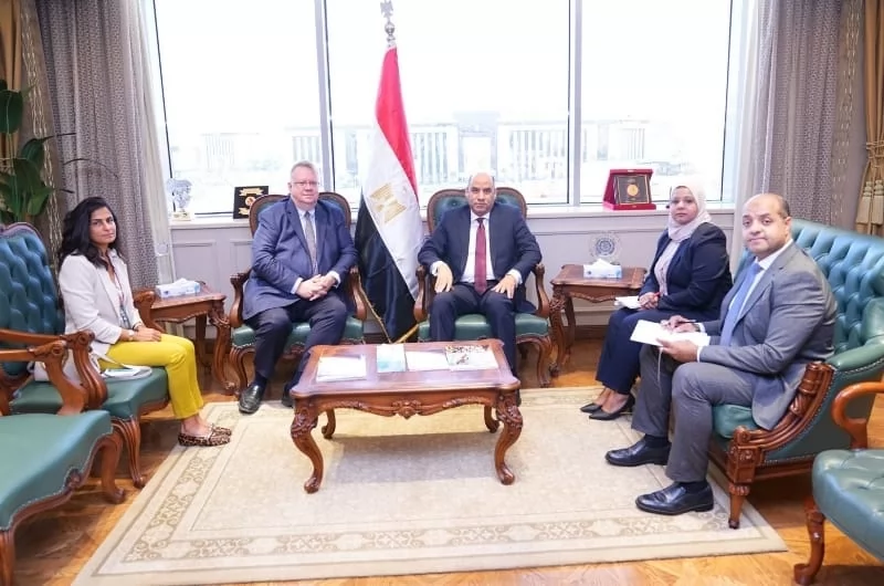حسن رداد وزير العمل