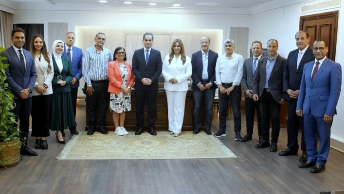 رئيس الهيئة الوطنية للإعلام   : احترافية 