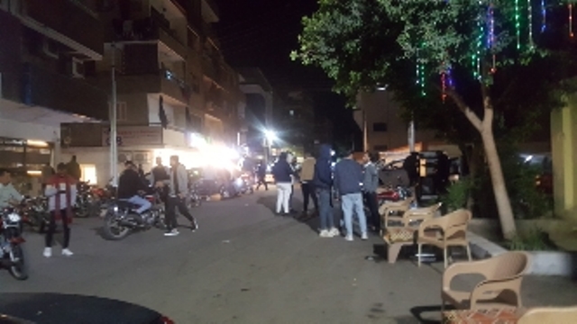 فرحة عارمة بين جماهير الأقصر بتأهل المنتخب للدور قبل النهائى.. بالصور