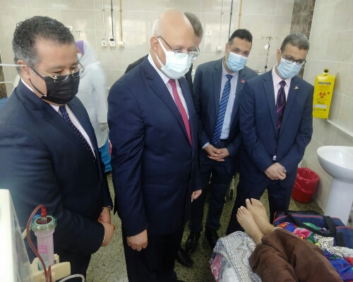  قيادات جامعة بنها تتفقد اعمال التطوير والتجديد بالمستشفيات