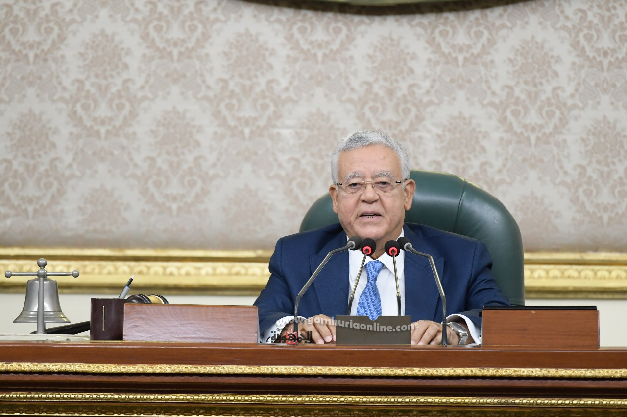 محمد عبد العزيز يعلن موافقته على مشروع قانون المجلس القومى للطفول
