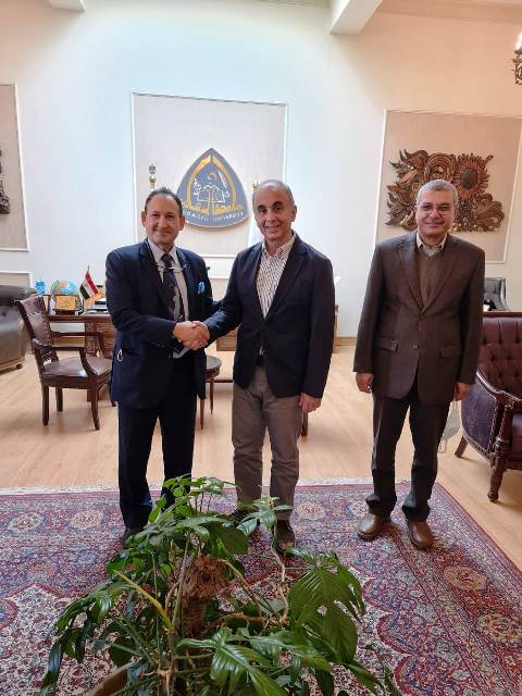 المستشار خفاجى مع رئيس جامعة الزقازيق