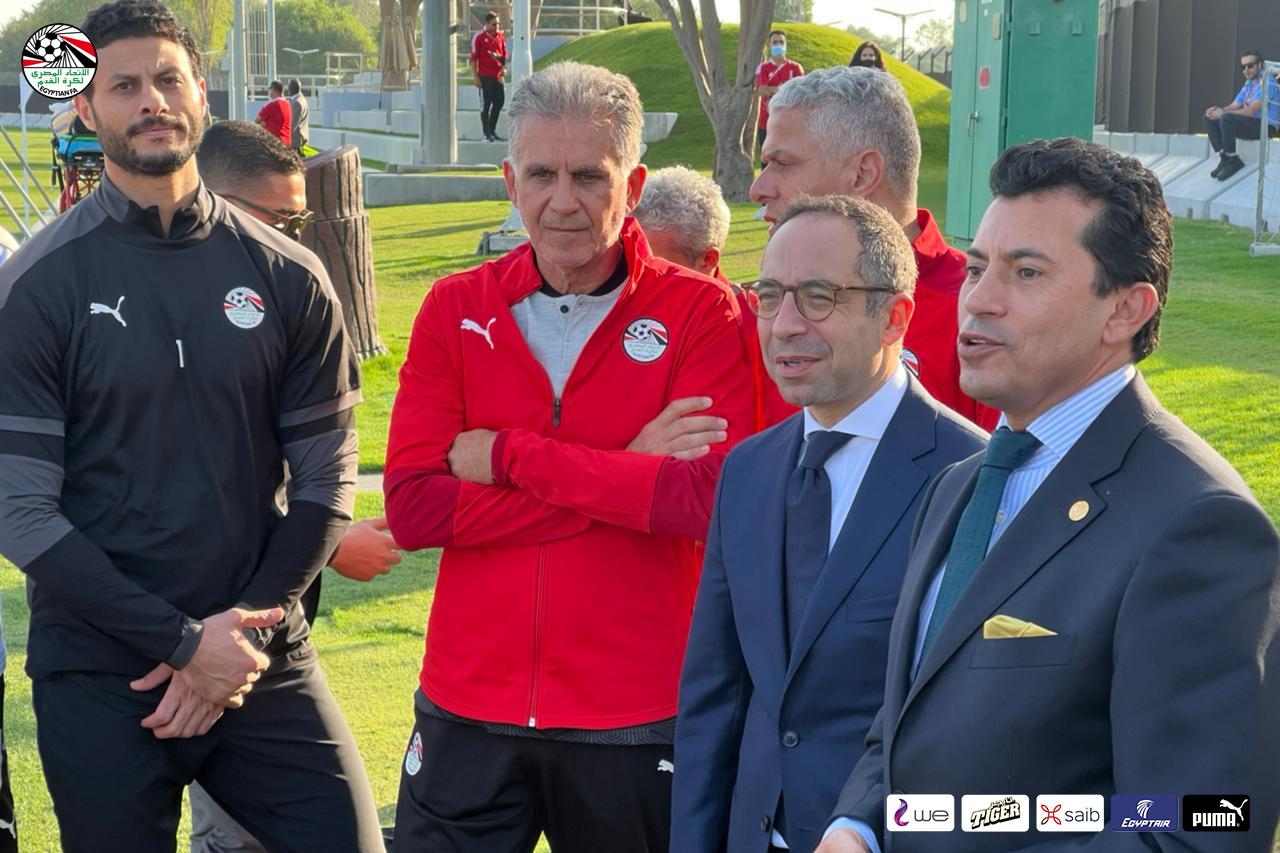في حضور الوزير والسفير.. المنتخب الوطني يختتم استعداداته للقاء لبنان غدًا 