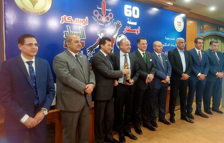 المساء تكرم عبدالمنعم الحسيني  رئيس اتحاد السلاح