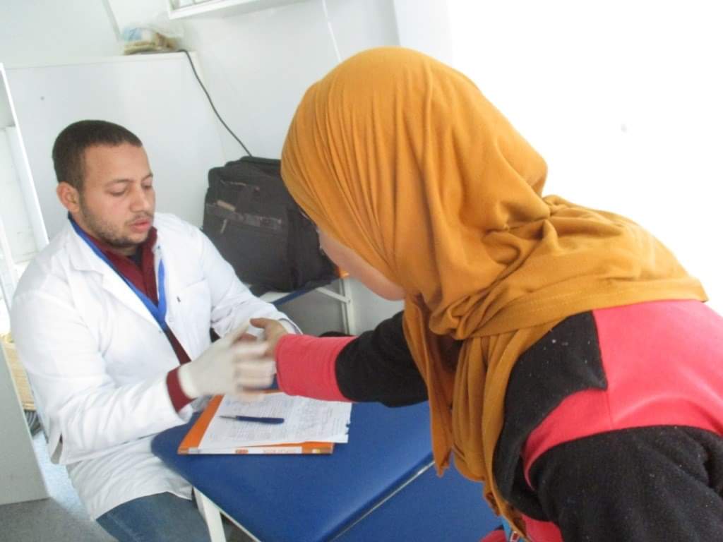 الكشف على 1530مواطنا  بقرية السعادنة فى قافله صحيه