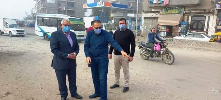 محافظ الشرقية يتفقد أعمال االتطوير بشوارع بلبيس