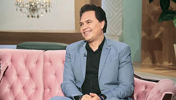 محمد رياض يكشف لـ 