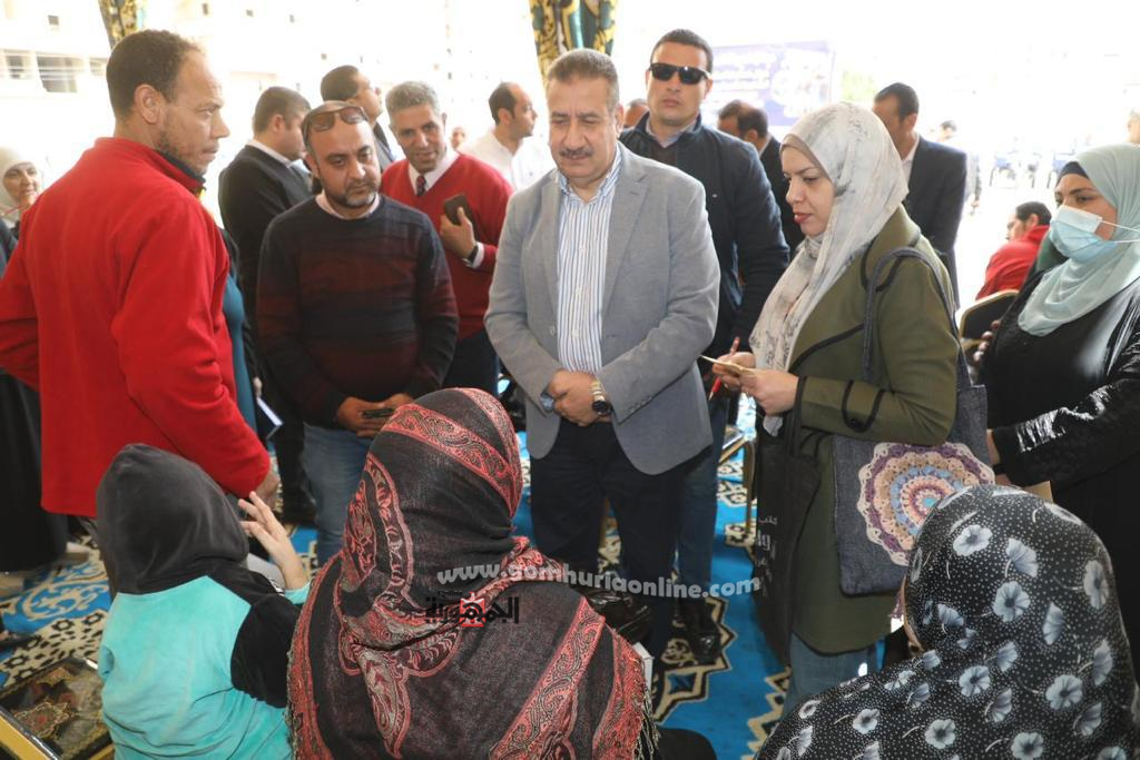 أبو ليمون: فحص طبى لـ (27) حالة وكرسي كهربائي لفتاه من ذوى الهمم