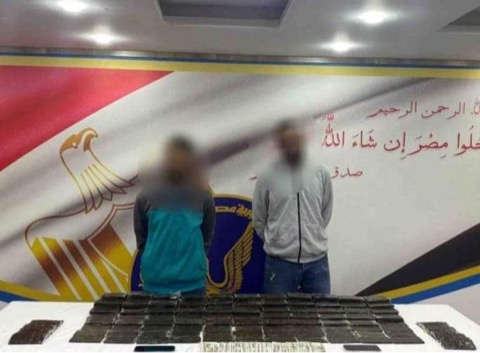 المتهمان والمضبوطات 