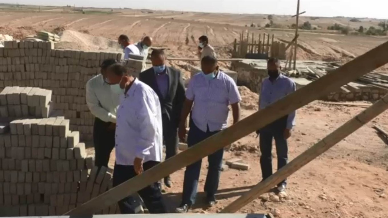 محافظ أسيوط يتفقد أعمال تنفيذ المحطة الإنتقالية الوسيطة للمخلفات الصلبة بدشلوط