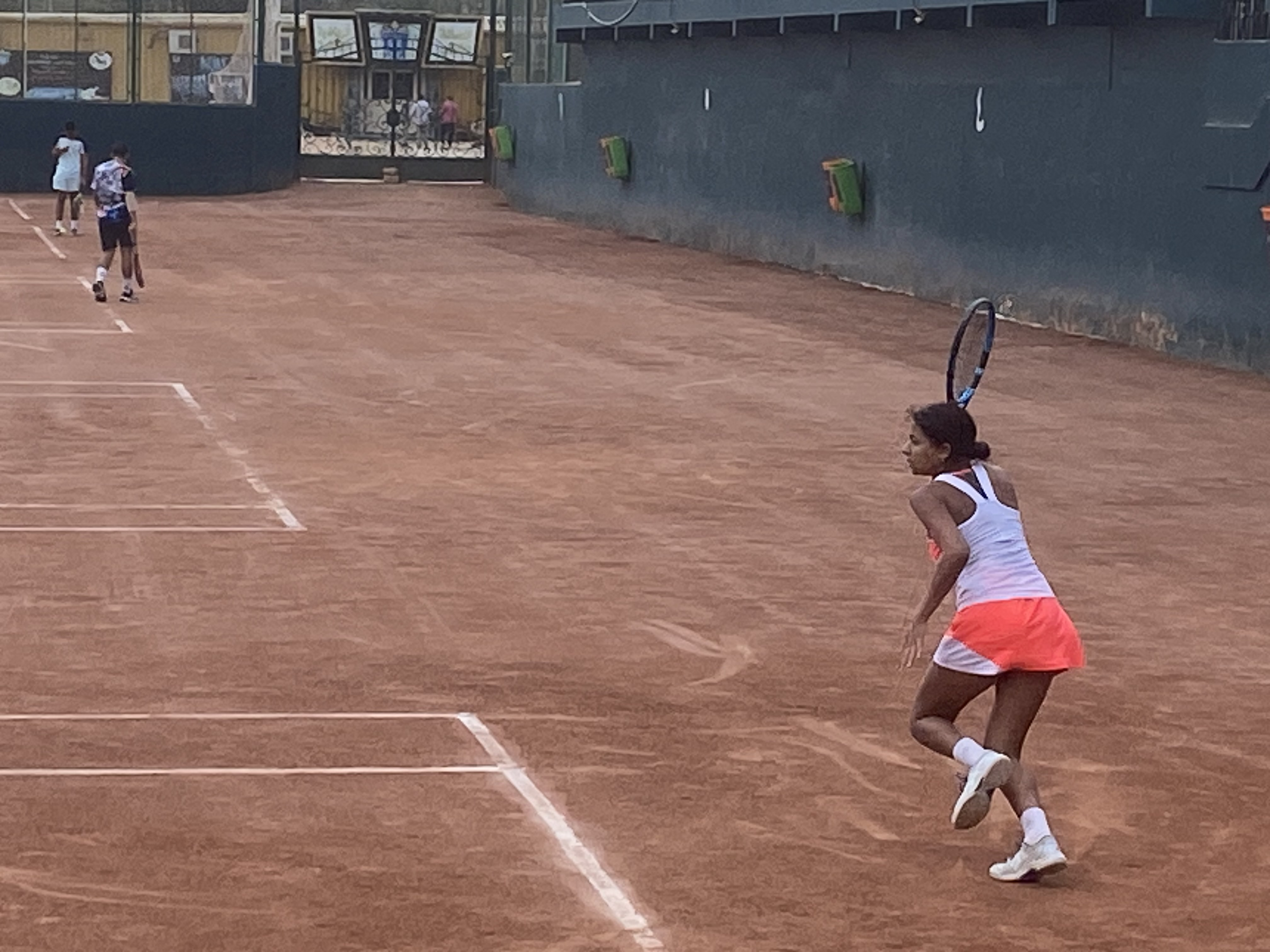 صعود 12 لاعب ولاعبة لبطولة الدقهلية الدولية للتنس بجزيرة الورد 