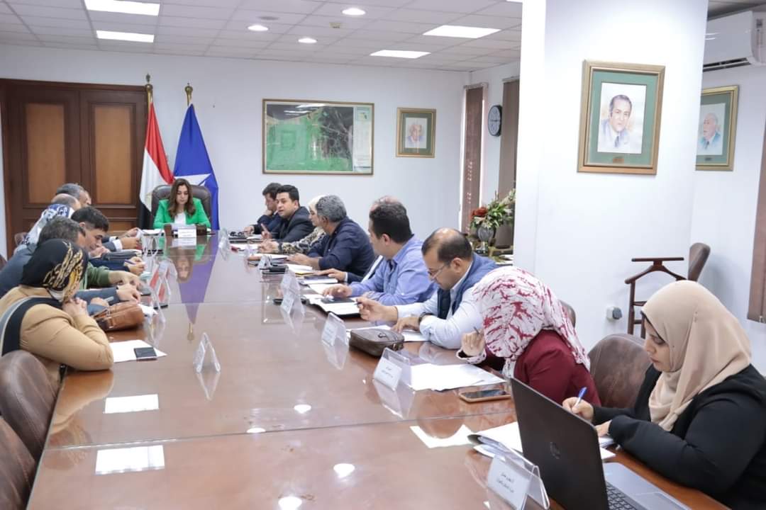 محافظ دمياط تترأس إجتماع صندوق تمويل مشروعات الإسكان الإقتصادي 