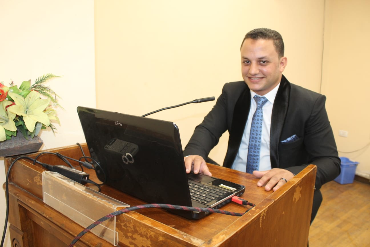احمد الصابر يحصل على الماجستير بتقدير ممتاز فى الجغرافيا الزراعية