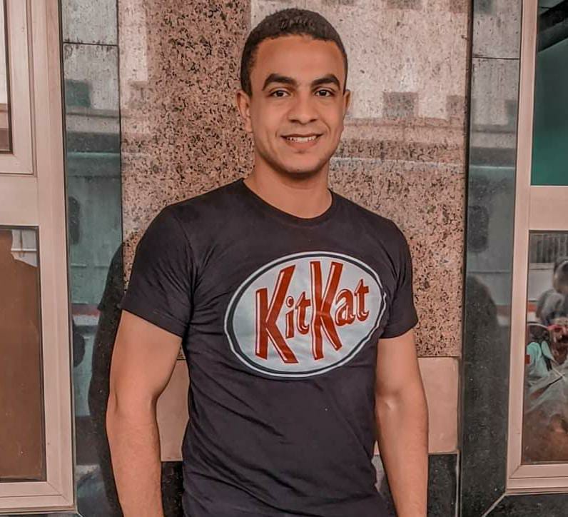  مصطفى فاروق عثمان