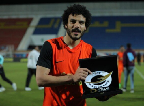 شكري نجيب