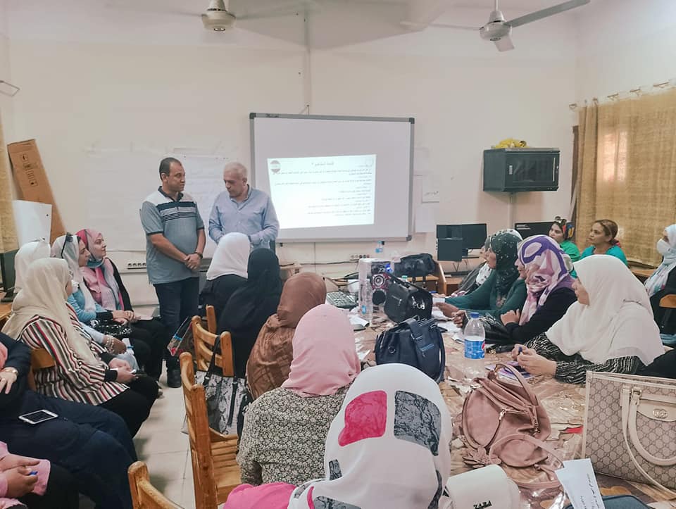 مدير تعليم الإسماعيلية يشهد تدريبات الترقي للتوعية بالتغيرات المناخية..صور