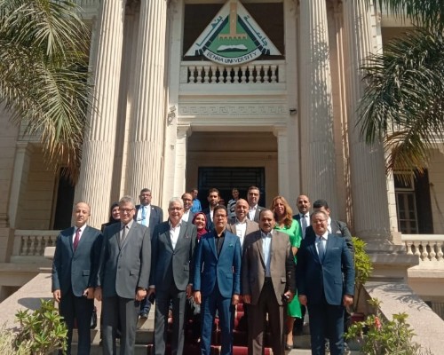 الجيزاوي يستقبل أعضاء اللجنة العلمية للمبادرة الرئاسية للكشف المبكر وعلاج الاورام السرطانية
