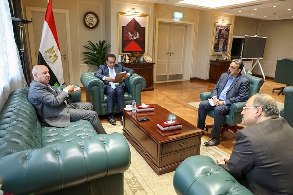  توطين صناعة الدواء