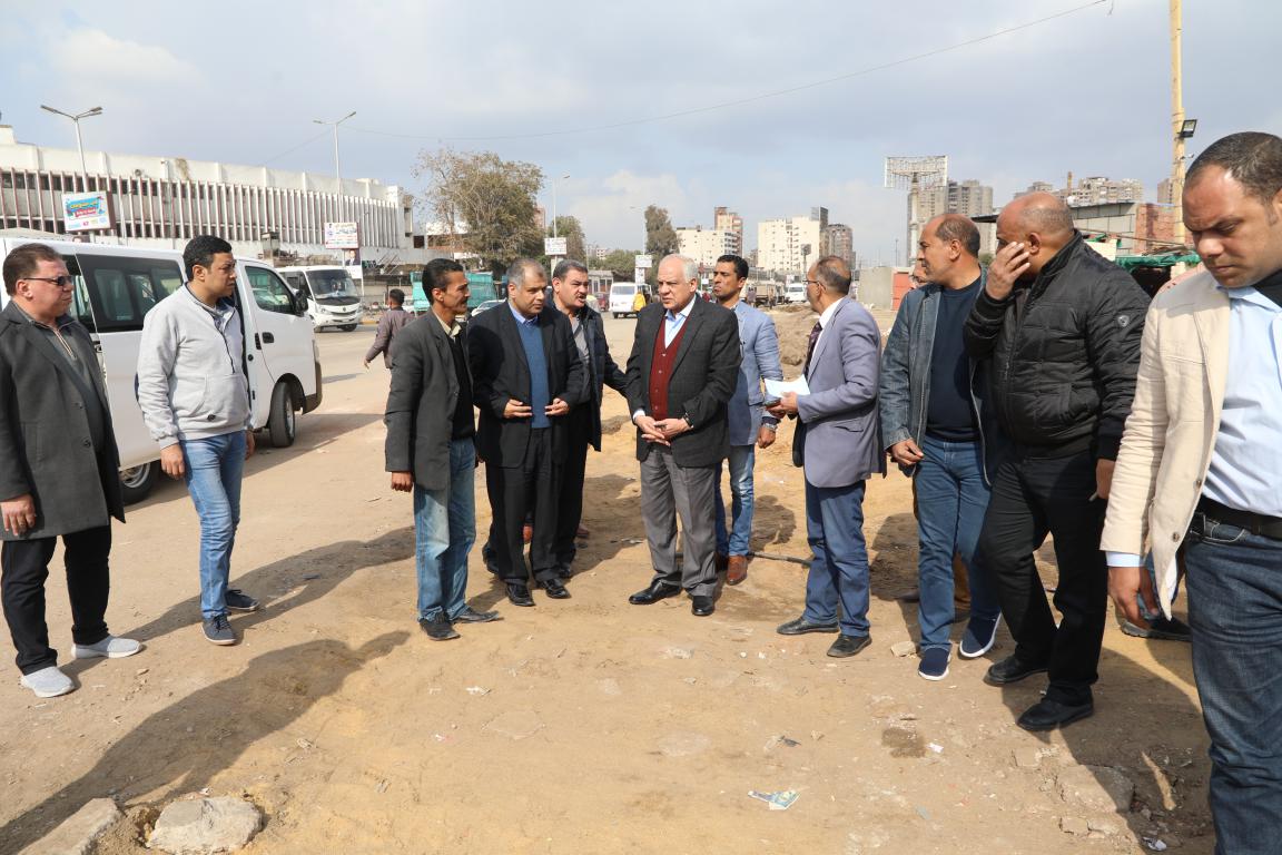 محافظ الجيزة يتفقد شوارع البحر الاعظم والمنيب
