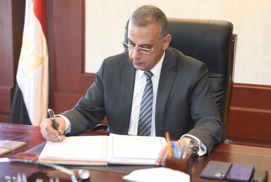 اللواء طارق الفقي ـ محافظ سوهاج