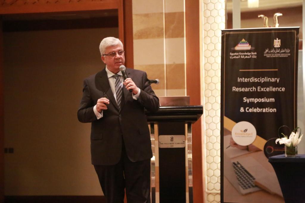  تخريج الدفعة الأولى لبرنامج التميز البحثي متعدد التخصصات بالتعاون بين 