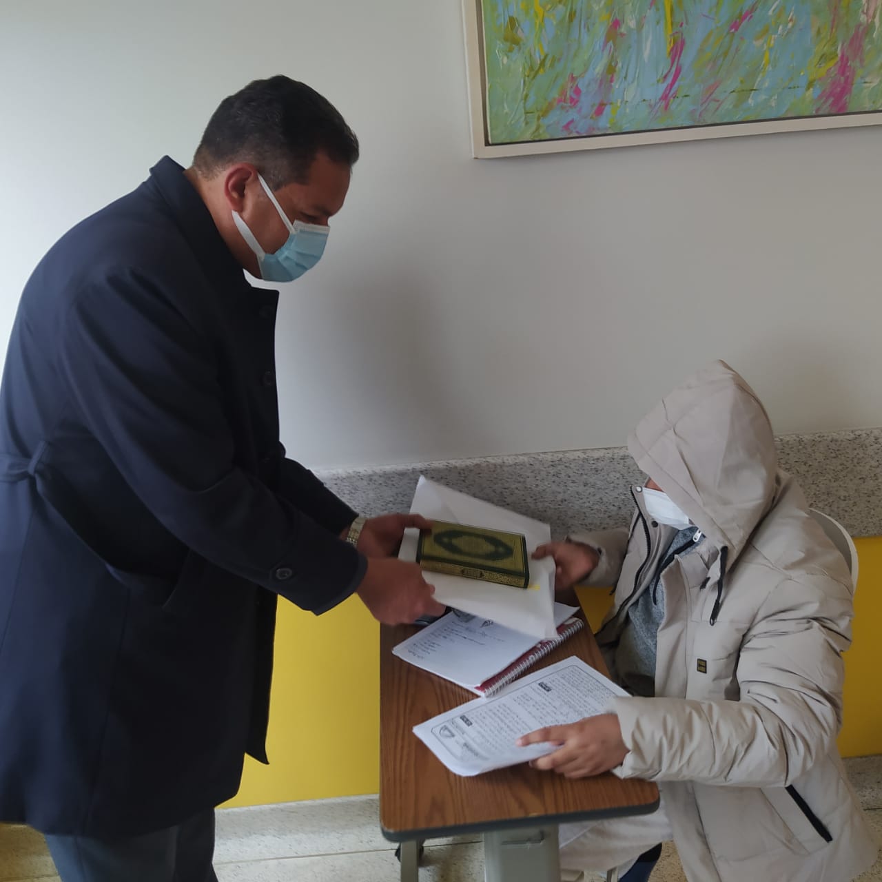 سلومة  يزور  لجنة (57357) واستبعاد  رئيس  لجنة   بالجيزة لتقاعسه  في  امتحان  الاعدادية 
