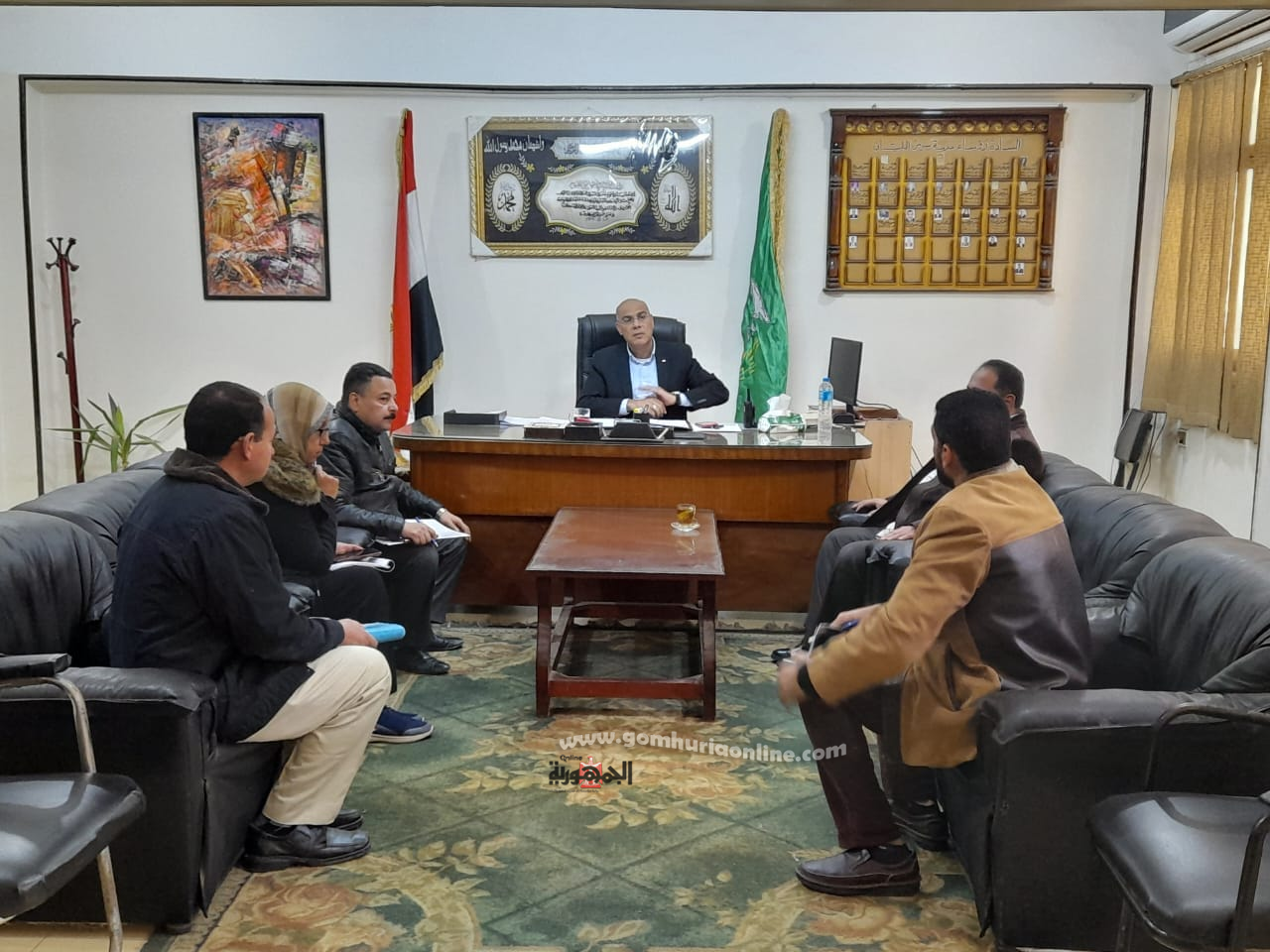 مجدى رياض خلال إستقباله المواطنين