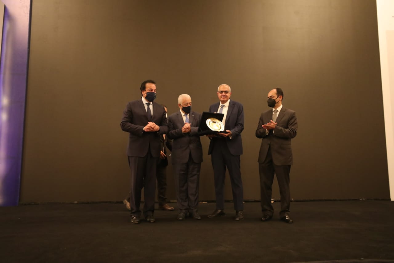 التعليم العالي: مصر أحتلت المرتبة 30 عالمياً وفقًا للأبحاث العلمية المنشورة 