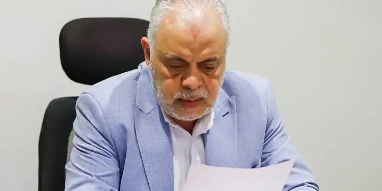 الدكتور أشرف زكي نقيب الممثلين